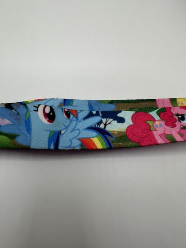 My Little Pony Lanyard with Rainbow Dash Charm - Picture 4 of 5