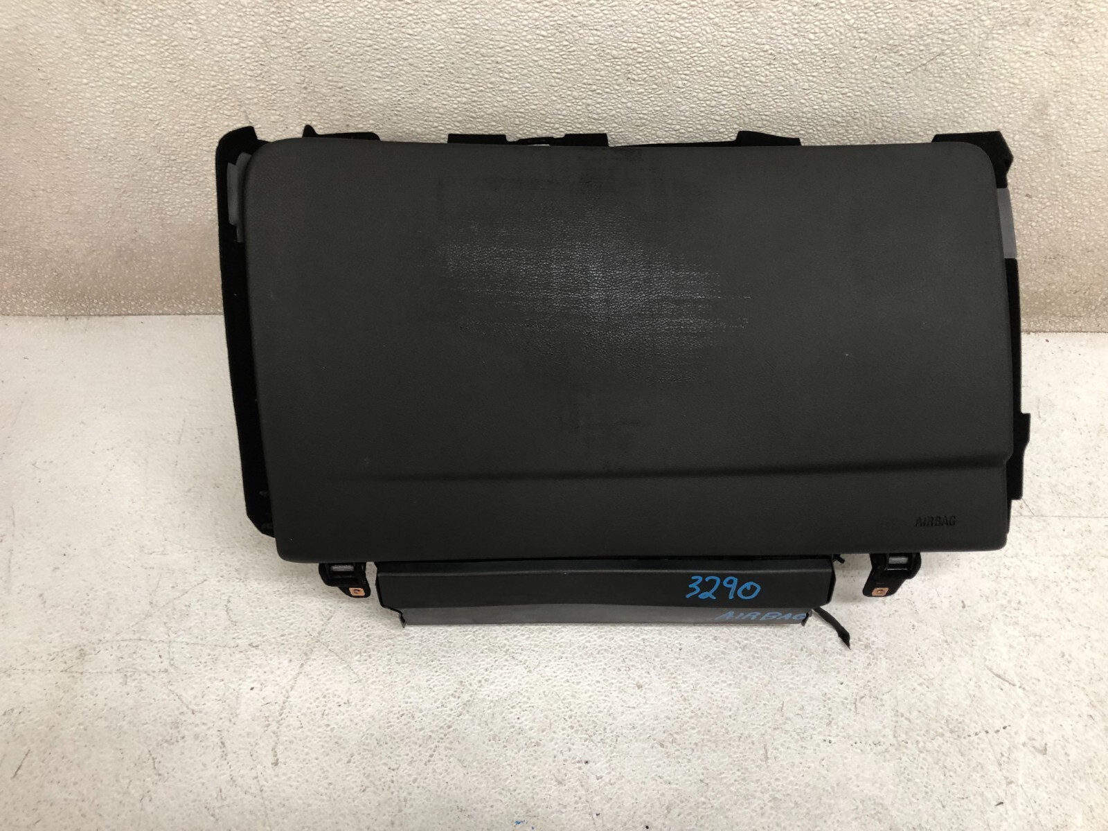 2013 CADILLAC XTS DASH GLOVE BOX STORAGE COMPARTMENT BLACK ASSY, OEM