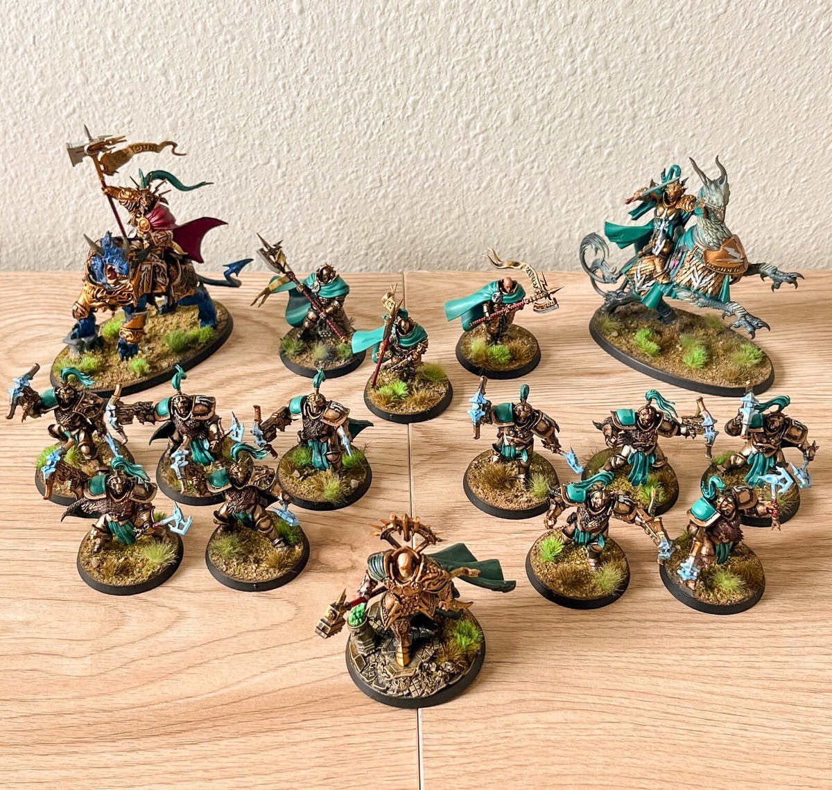 Warhammer Age Of Sigmar - Painted Stormcast Eternals Army Warhammer Age Of Sigmar - Painted Stormcast Eternals Army