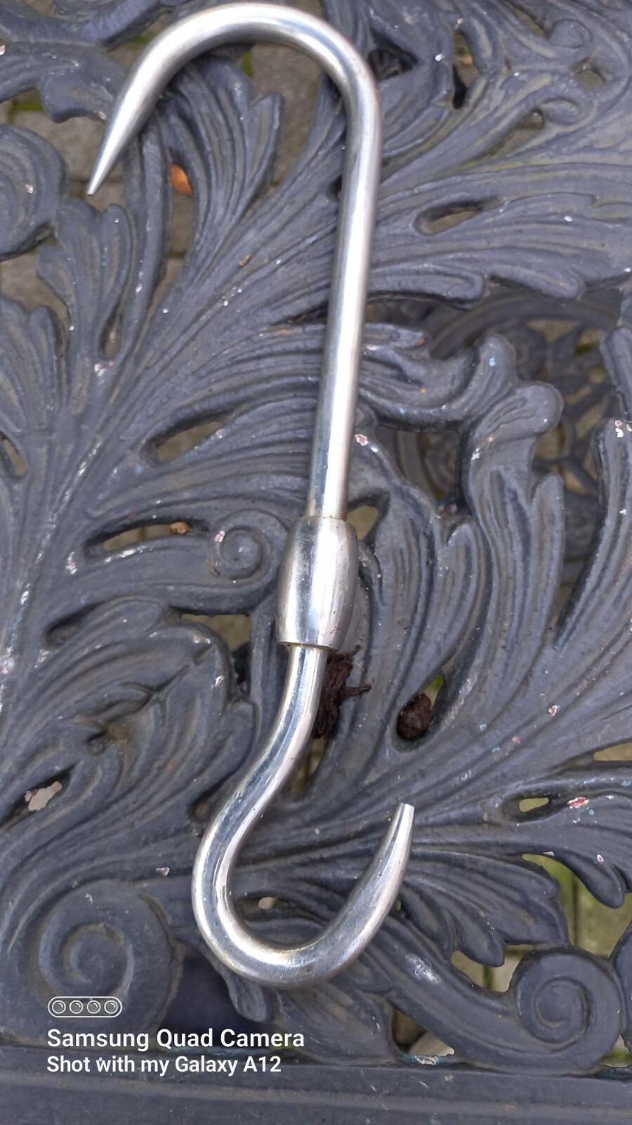 1 Large Swivelling Head Butchers Hook Stainless Steel10 AvailableNon