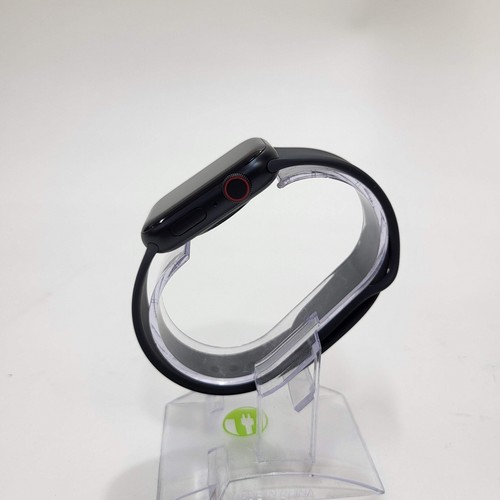 Unlocked Apple Watch SE 2nd Gen 44MM Black Aluminum Black Sport Band MNU03LL/A - Zdjęcie 4 z 6