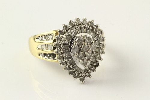 10k YELLOW GOLD  1.5 CT TW BAGUETTE & ROUND DIAMOND TEARDROP RING SIZE 6.75 - Picture 4 of 6