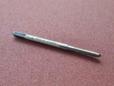 1Pcs 3/16-24UNC Right Hand Plug Tap Threading Tool for Machine
