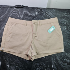 Maurices Tan Khaki Mid-Rise Cuffed Shorts, 4 Pockets, Size 9/10 Brand New