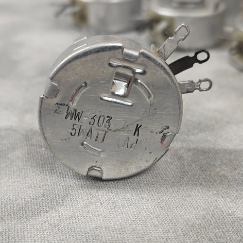 Vtg Centralab WW-303 30KΩ Potentiometer Lot (9) 5W Wirewound Long Shaft NOS 🎛️ - Picture 10 of 24