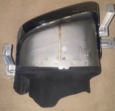 2003-2012 Volvo XC90 II MK2 Rear Right Side Exhaust Tailpipe Trim