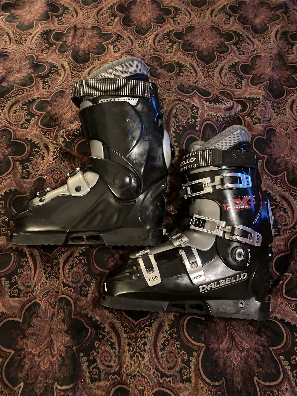 SALOMON DALBELLO INNOVEX TRUFIT SPORT TAGLIA USA 9 LEGGERE BENE