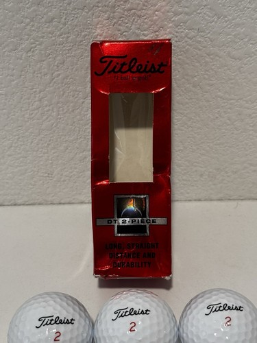 TITLEIST DT 2-Piece Golf Balls 1 Sleeve 3 Balls W Company Logo New Open Box - Picture 4 of 8