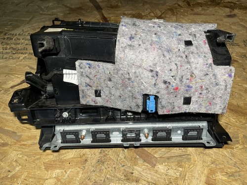 MERCEDES W117 CLA45 CLA250 DASH GLOVE BOX COMPARTMENT STORAGE OEM - Picture 6 of 8
