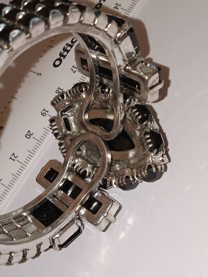 RODRIGO OTAZU RUNWAY SILVERTONE BLACK RHINESTONE CLAMPER BRACELET