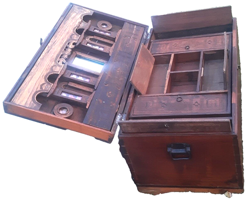 Excellent Antique Ornate, Clerics Traveling Chest / Trunk - Picture 2 of 22
