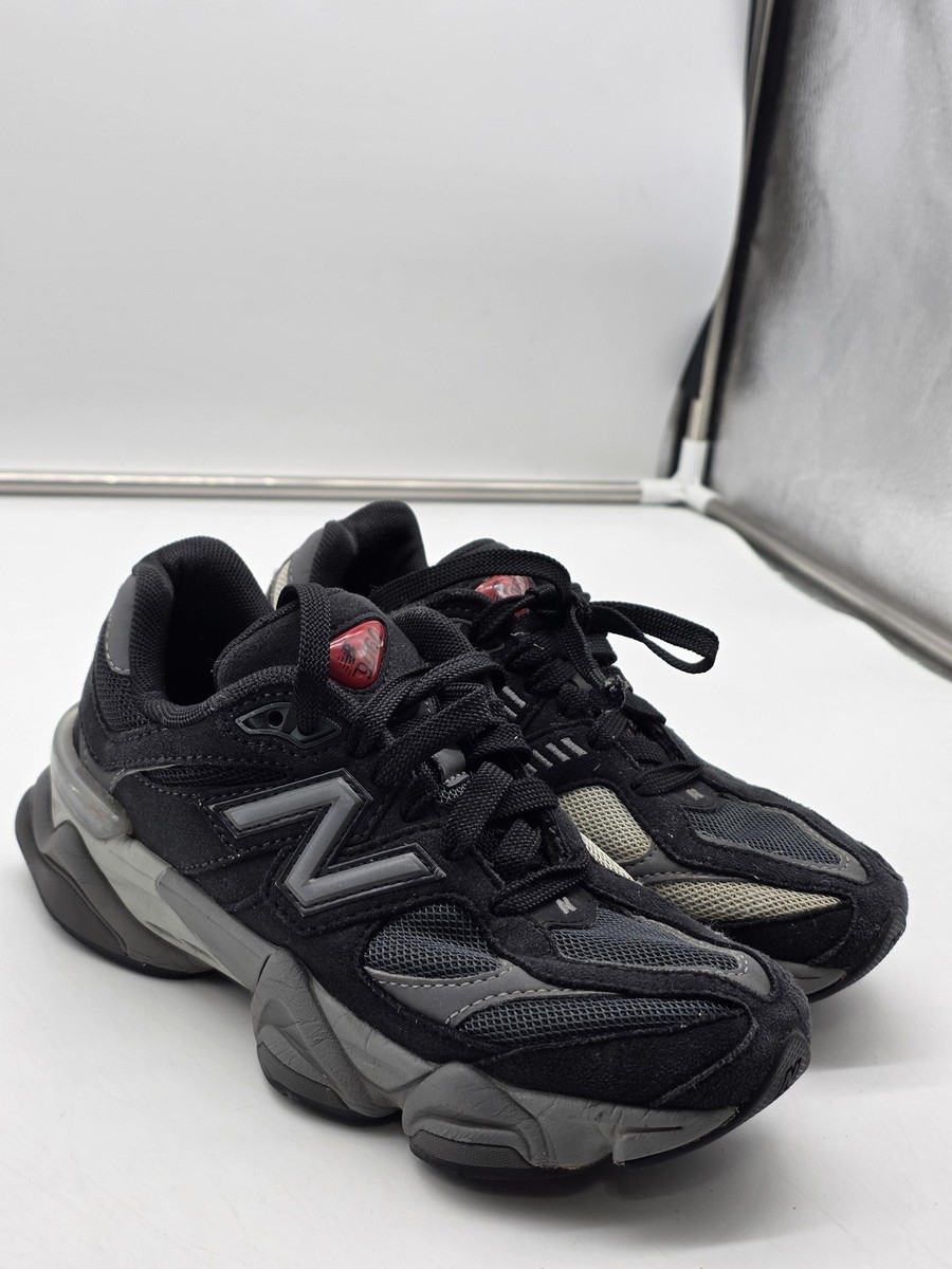 New Balance 9060 Shoes Boys Size 3.5 Black Suede Mesh Damaged