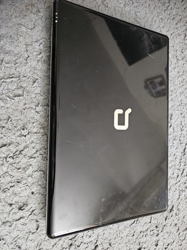 Compaq Celeron Laptop 3.00gb
