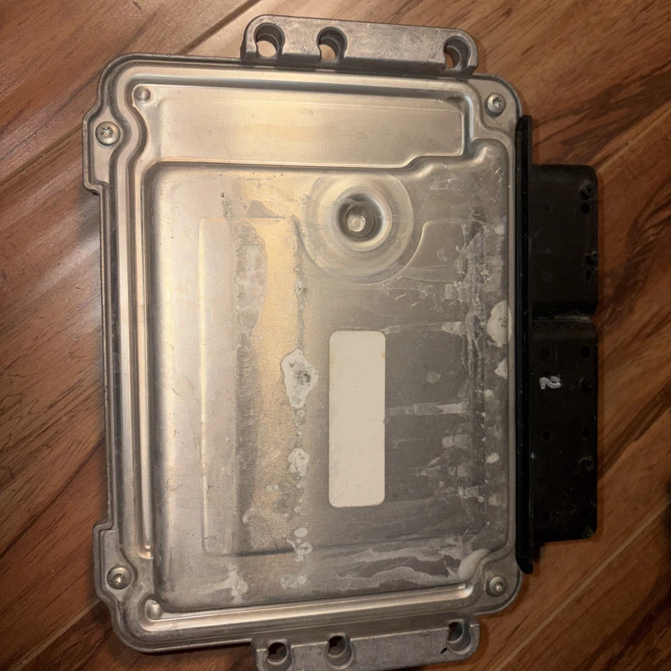 Hyundai Veloster ECM 2012-2014, emboblizador, interruptor remoto y conjunto de llaves usado Foto 3 de 3