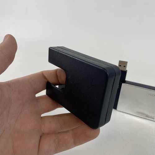 Lecteur flash multimédia stockage USB Sony 8 Go MicroVault Pro - Photo 2/8