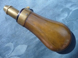 High Quality antique Pistol size POWDER FLASK by Dixon & Sons Plain Design