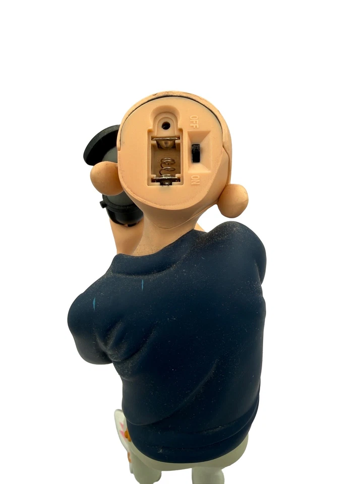 Superplastic Gorillaz 2D Vinyl Action Figure w/LED Eyes - Image 3 of 3