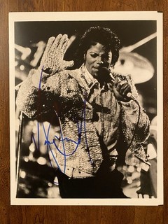 Foto autografiada firmada por Michael Jackson con certificado de autenticidad cantante pop King of Pop
