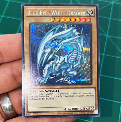Konami Yu-Gi-Oh! Blue-Eyes White Dragon KC01