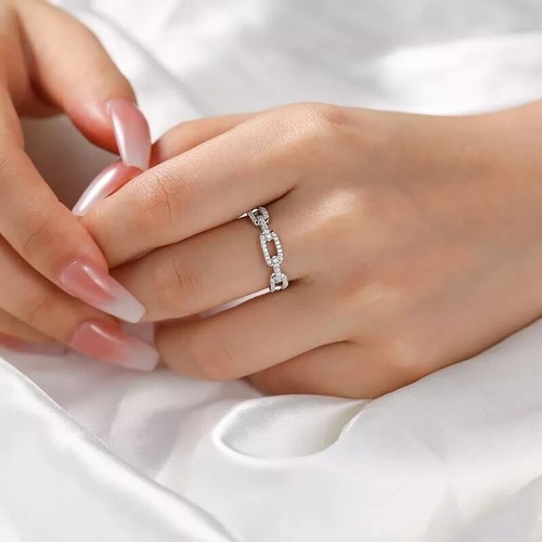Round Cut Simulated Diamond Stunning Wedding Band Ring In 14k White Gold Plated - Picture 4 of 5