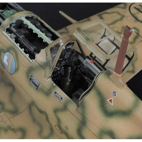 1:32 ITALERI Macchi Mc.205 Veltro Kit IT2519 - Immagine 3 di 4