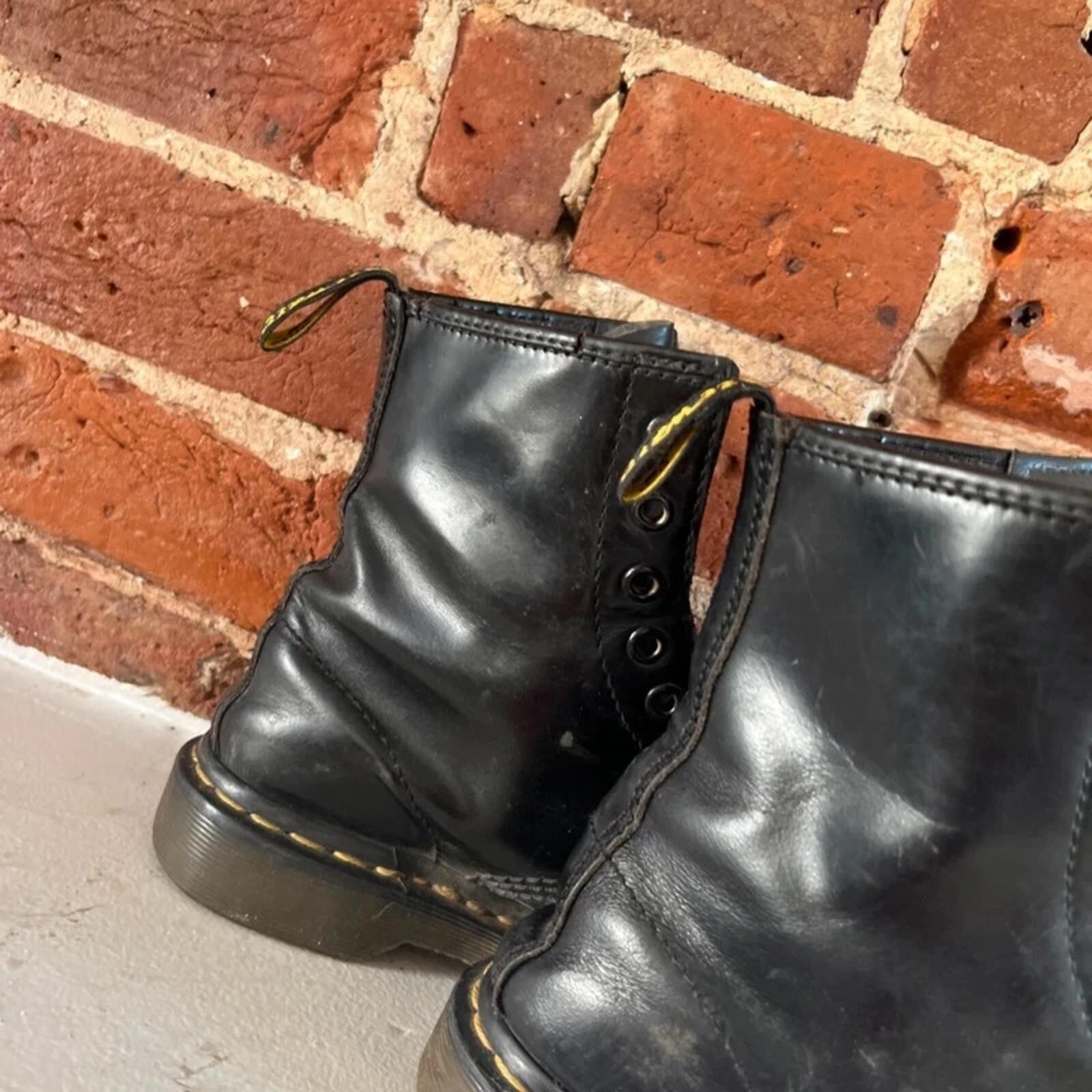 Vintage Dr marten Women’s Black Leather Boots | UK Size 3 image 5