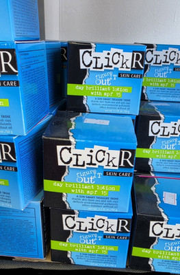 ClickR figure IT out Day Brilliant Lotion SPF 15 Oil Free Face 1.7 fl oz
