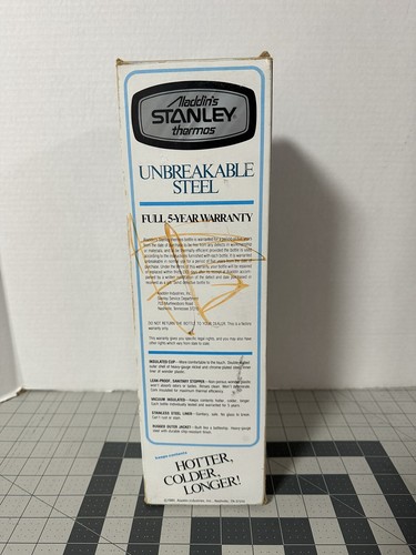 Vtg Aladdin Stanley Thermos A-944CH Unbreakable Quart 1980 Used, In Great Condi - Picture 2 of 13