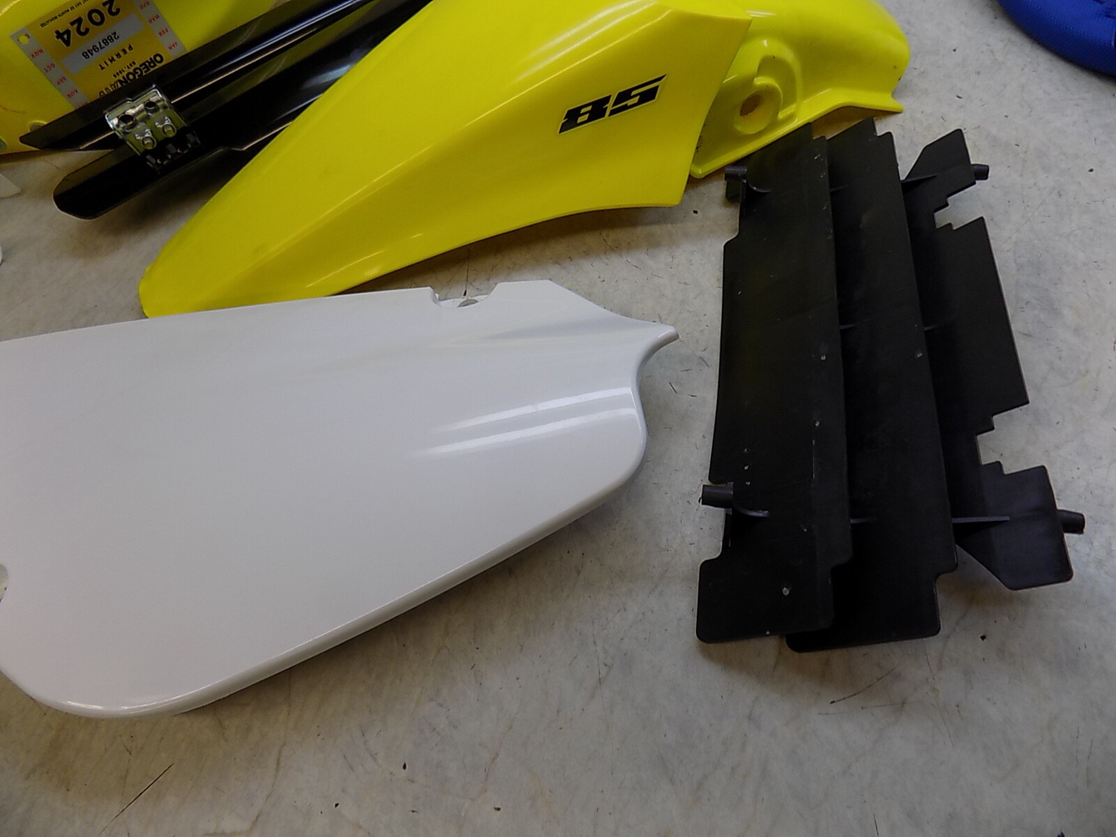 Suzuki RM85 Plastics Fenders shroud Side Front number plates RM 85 2022