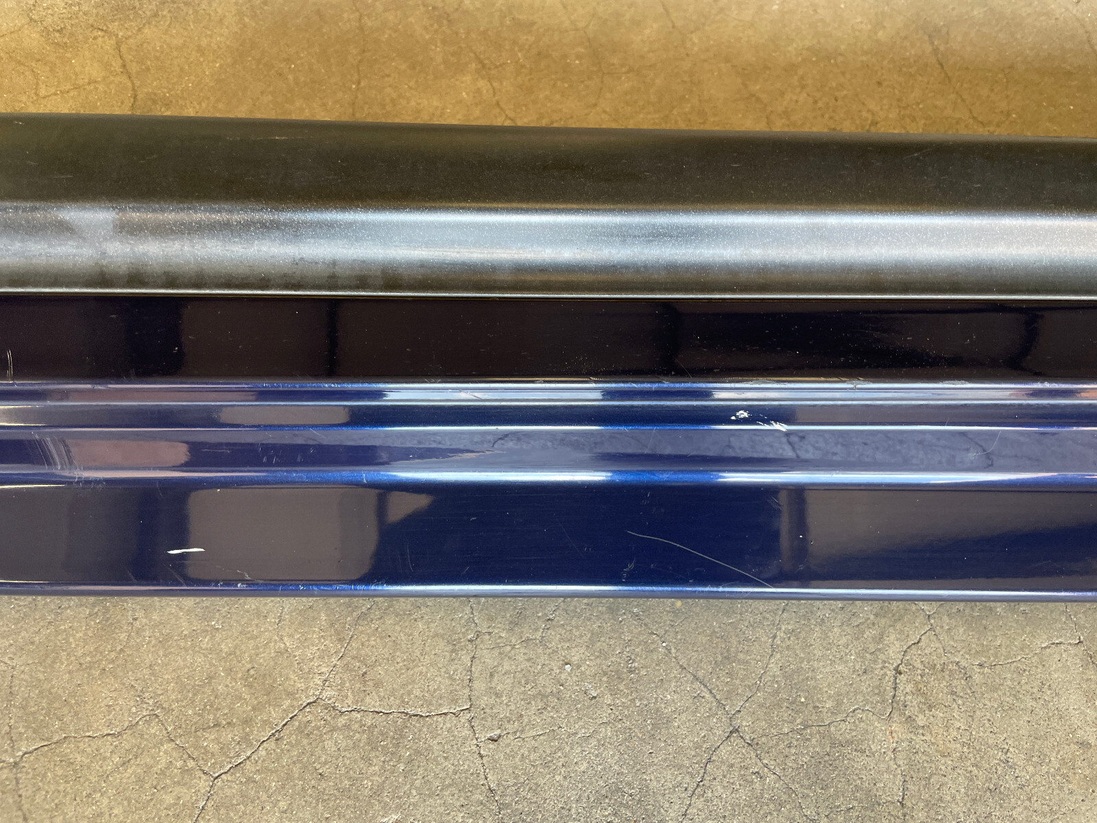 2014-2017 Maserati Ghibli S Left Side Skirt Rocker Panel Molding Blue 1558 OEM