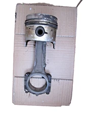 Fiat 124 2000 Spider Connecting Rod and Piston 1979-1985