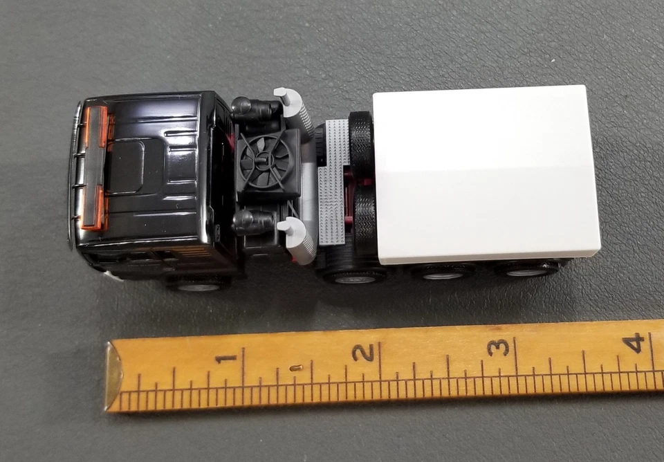 HERPA HO 1:87 148627 MAN TGX XL ZM SEMI TRUCK W/COVERED BED BLACK IOB - Image 4 of 4