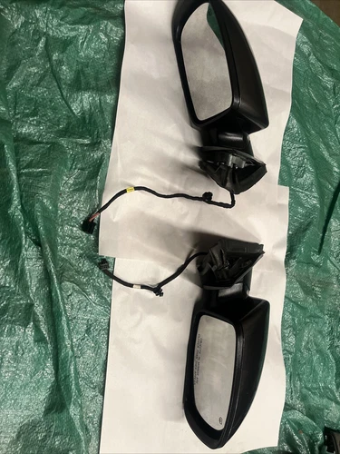 2020 Chrysler 300s Side Mirrors Both Side Heated And Electric OEM Gray