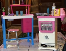 Barbie Dollhouse Oven Kitchen Bakery Chef  Science Lab Playsets