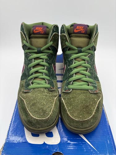 Size 11 - Nike Dunk Premium SB High Skunk 2010 - Picture 4 of 7