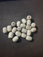 20 Chevrons glass beads - grey  (B1029) - 10mm Fancy Rare Vintage