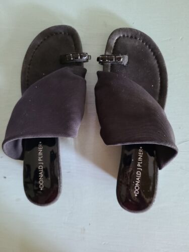 Donald J Pilner Dressy Black patent toe loop Bling Sandals size 6 1/2 - Picture 3 of 9
