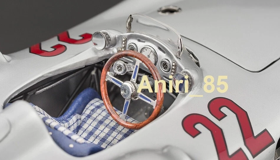 1:18 CMC M-128C Mercedes-Benz W196R Streamline #22 Hans Herrmann GP France 1954 - Image 2 of 4