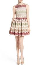 Alice + Olivia Joyce Lace Party Dress ( Size 4 )