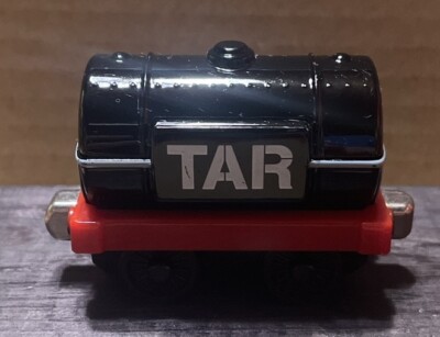 Thomas Friends Black TAR TANKER Diecast Magnetic Take Along 2003 Learning Curve