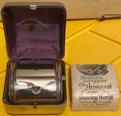 Antique Twinplex Stropper in Original Metal Case w/Booklet Safety Razor Stropper