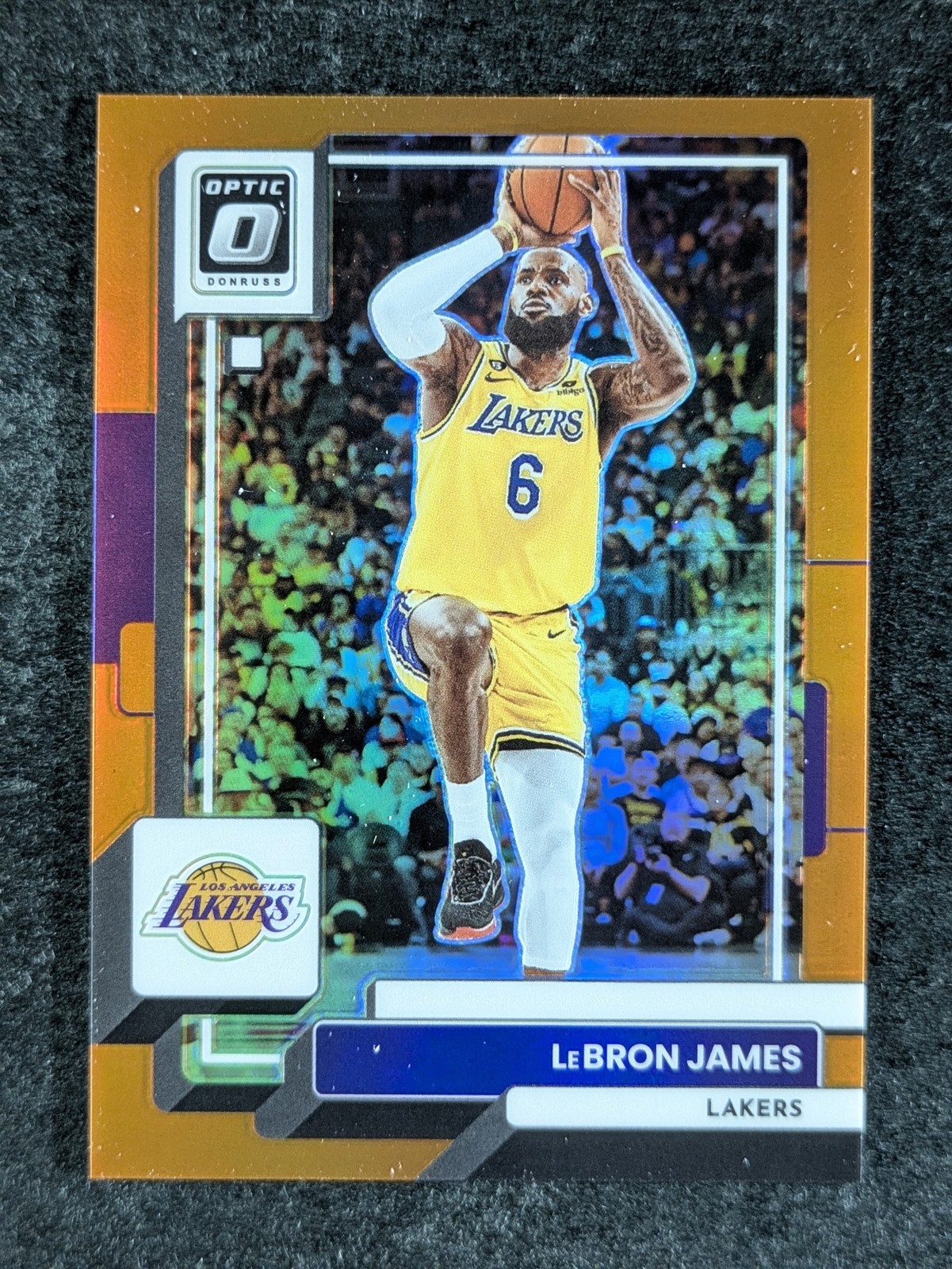 2022-23 Panini Donruss Optic LEBRON JAMES 53/199 Orange Prizm LA Lakers #116