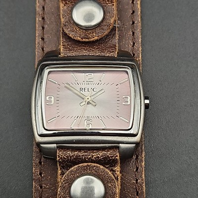 MODERN Costume Jewelry RELIC Embossed Leather Band Black Face Quartz Watch