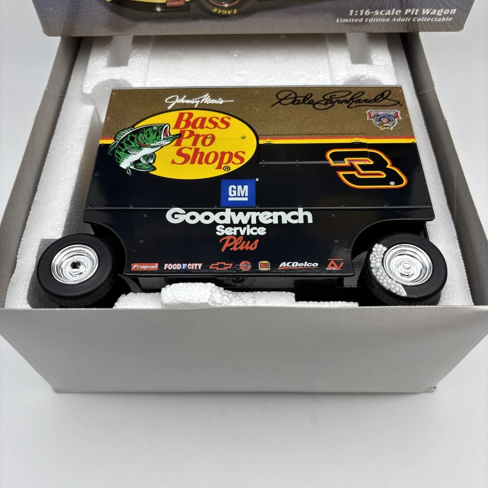VTG ✅ Action Nascar 1:16 Diecast Bank Dale Earnhardt Bass Pro Shops Pit Wagon - Image 2 of 4