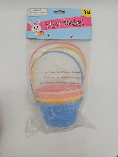 Vintage Easter Baskets Lot Plastic Mini Small Pink Yellow Blue - Picture 1 of 6