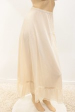 Vintage 1960s Petticoat Half Slip Small Rockabilly Nylon Beige Ruffle Lace