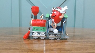 2008 M&M Christmas Train Express Engine figurin