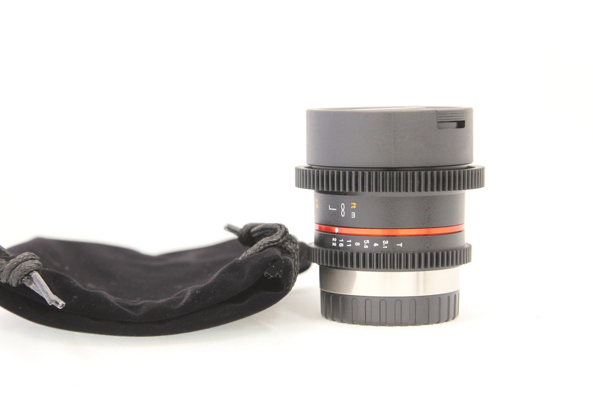 Samyang 7,5mm T3,8 UMC Fish-eye MFT Fisheye pour Panasonic Hybride