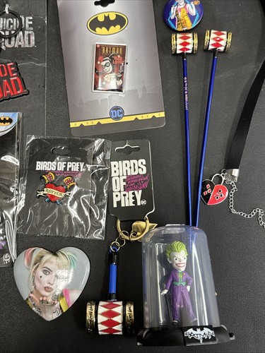 DC Comics Joker,Harley Quinn And Suicide Squad Accessories Pins,bracelets Etc - Picture 6 of 7