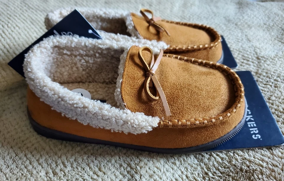 Zapatillas Mocasín Dockers Niños Interior/Exterior Piel Sintética Zapatos Acogedores Talla 13-1 NUEVO Foto 4 de 4